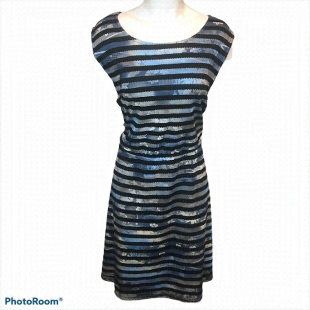 𝅺Pennington’s Striped Floral Midi Dress Size 3x